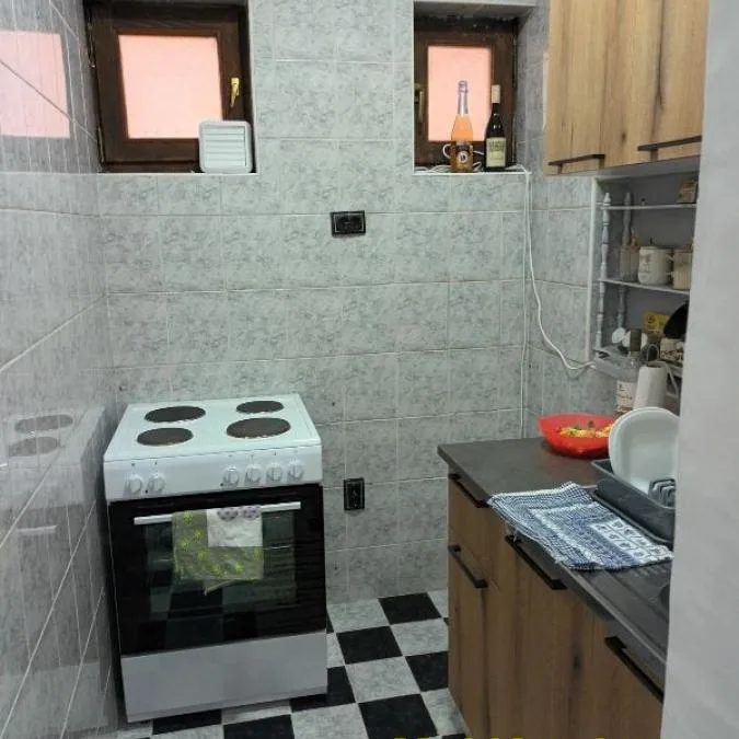 Kuća Prodaja Pančevo  260 m2