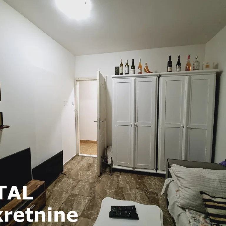 Troiposoban stan na prodaju, Bulevar Oslobođenja, Novi Sad, 78m², 6. sprat, 200.000 €