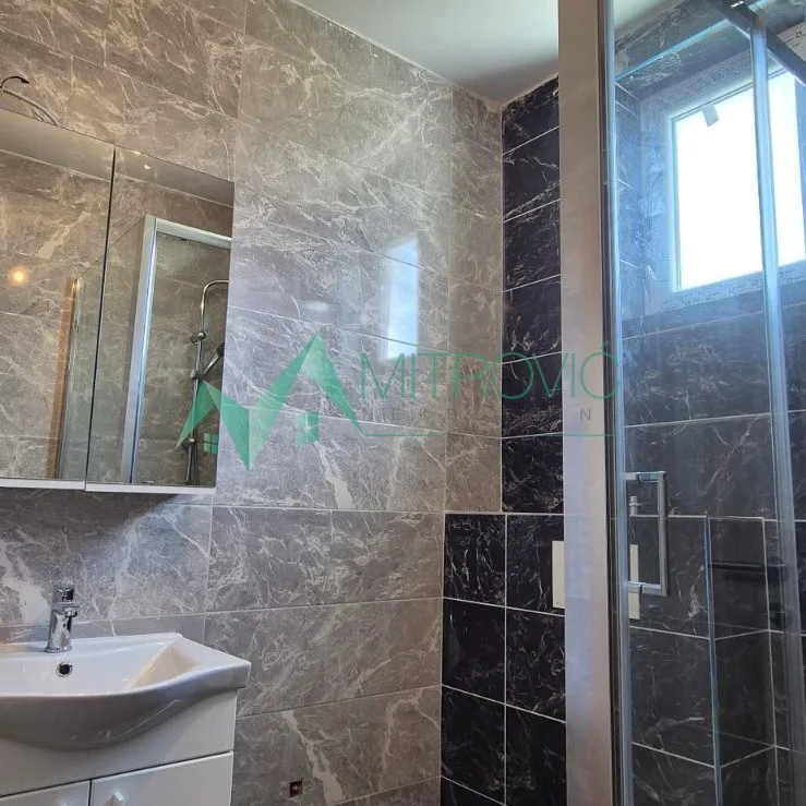 Trosoban stan na prodaju, Tatarsko Brdo, Novi Sad, 73m², 169.180 €