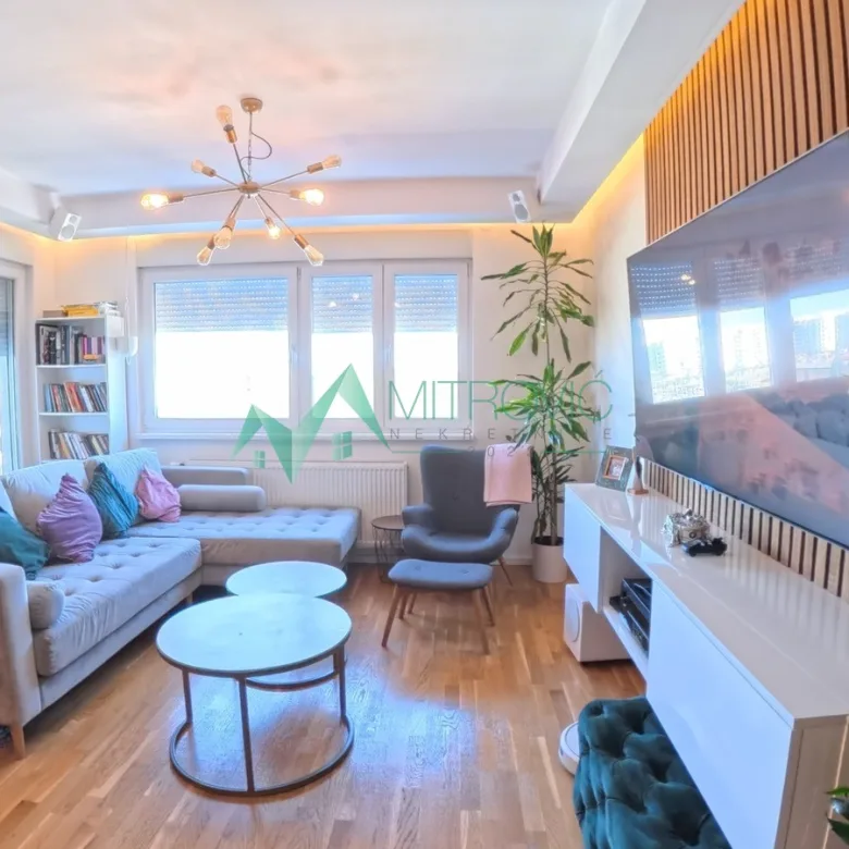 Stan Prodaja Novi Sad  88 m2