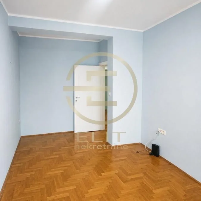 Stan Izdavanje Novi Sad  78 m2