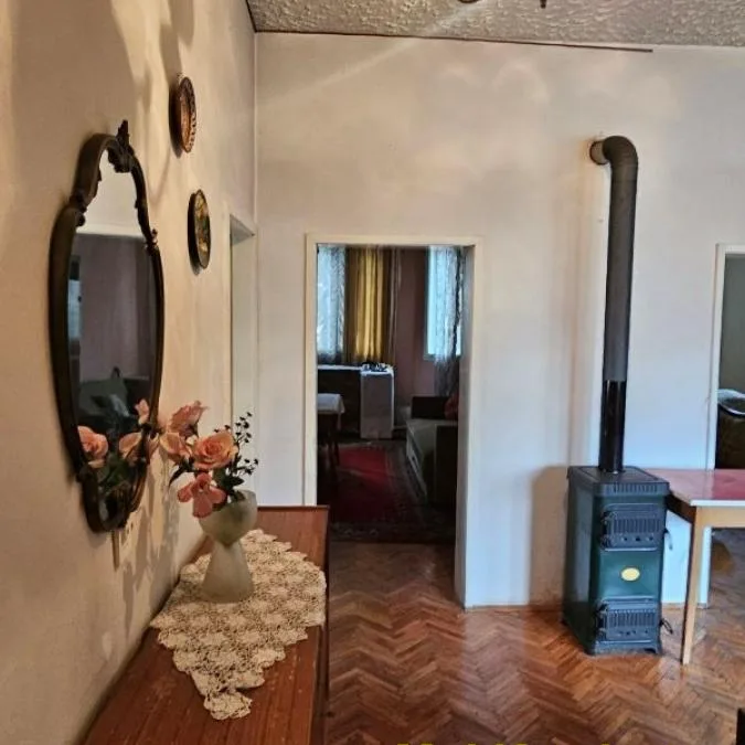 Stan Prodaja Beograd Činovnička Kolonija 108 m2