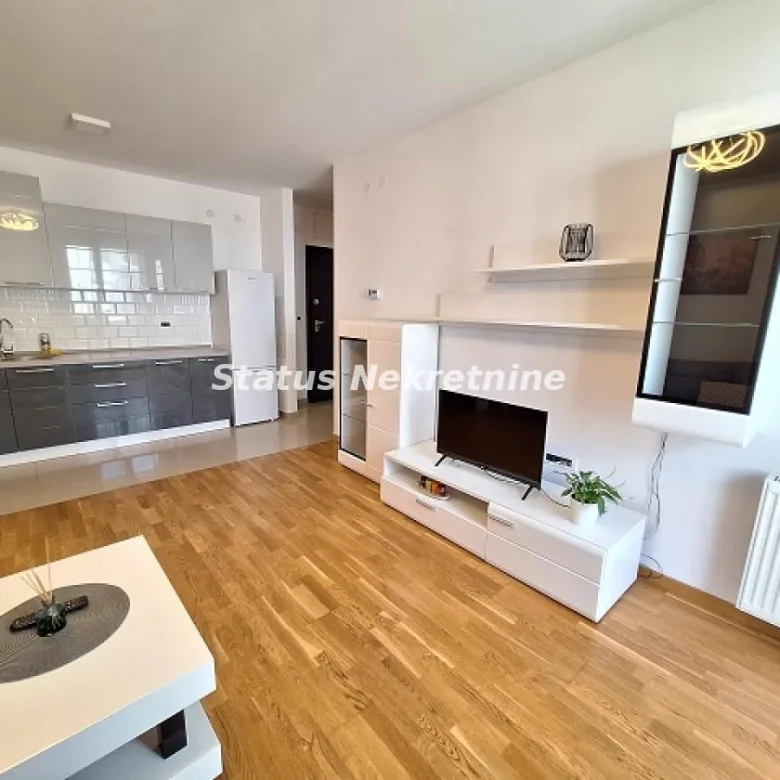 Stan Izdavanje Novi Sad Nova Detelinara 47 m2