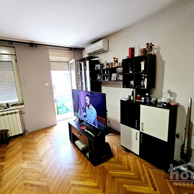 Stan Prodaja Novi Sad  90 m2