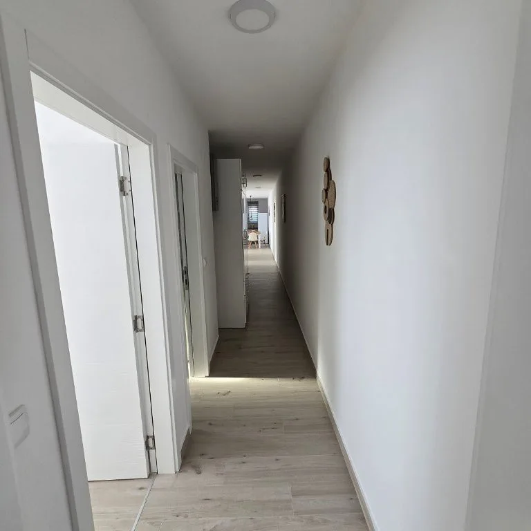 Četvoroiposoban stan na prodaju, Adice, Novi Sad, 88m², 2. sprat, 199.000 €