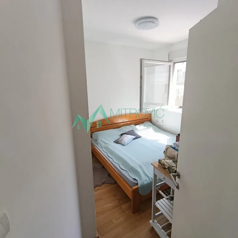 Stan Prodaja Novi Sad  72 m2