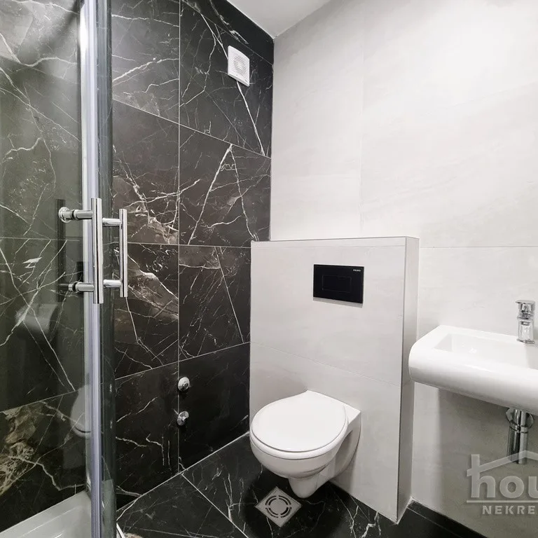 Stan Prodaja Novi Sad  25 m2