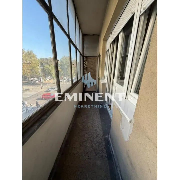 Dvosoban stan za izdavanje, Pravni Fakultet – Vračar, Beograd, 80m², 1.000 €/mes
