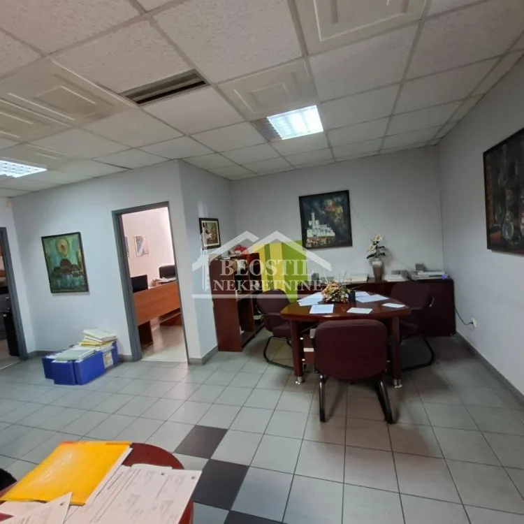 Lokal Izdavanje Beograd Galenika 1562 m2