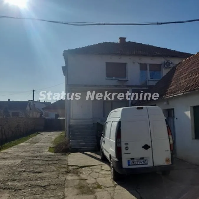 Kuća na prodaju, Centar, Inđija, 180m², 257.500 €