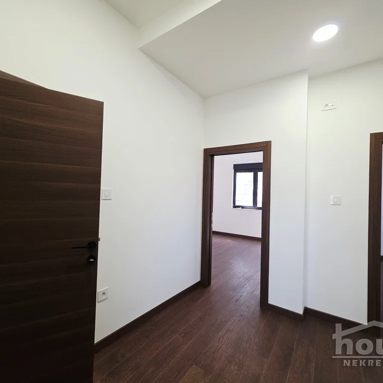 Stan Prodaja Novi Sad  154 m2