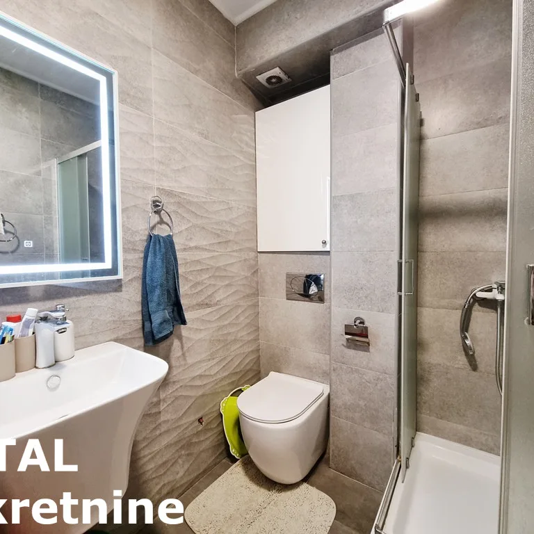 Četvorosoban stan na prodaju, Adice, Novi Sad, 78m², 195.000 €