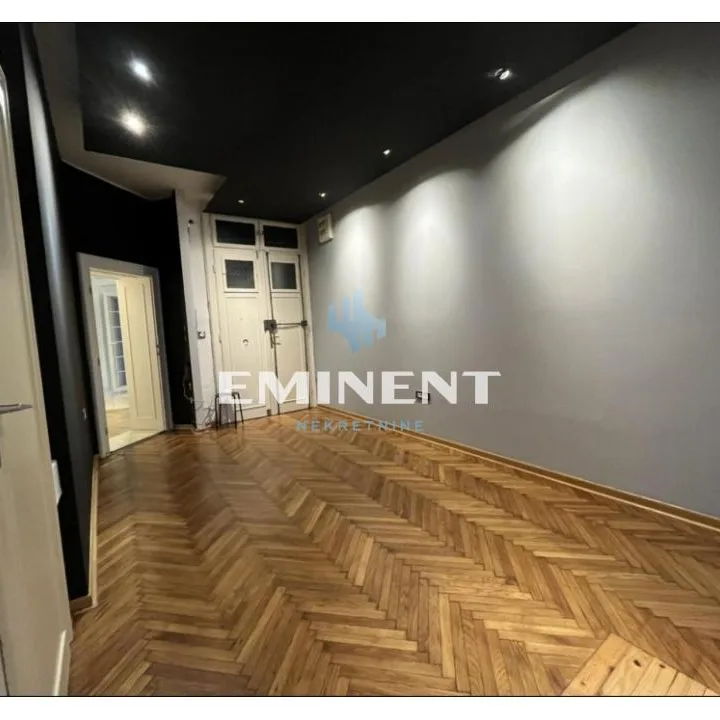 Trosoban stan za izdavanje, Centar, Beograd, 80m², 1.800 €/mes