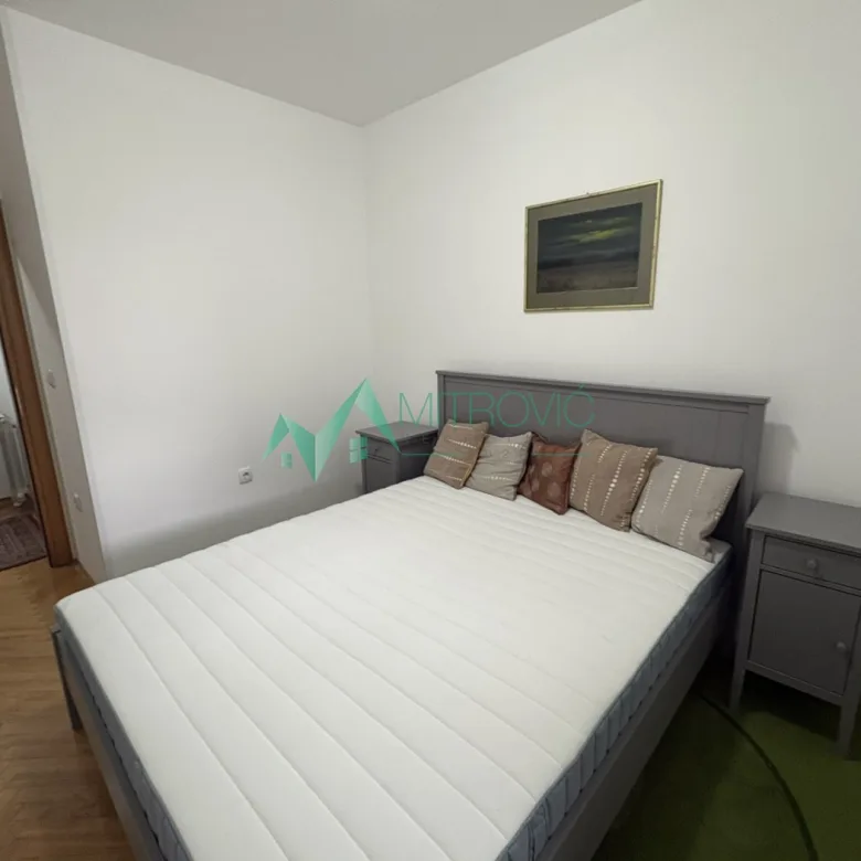 Stan Izdavanje Novi Sad  50 m2