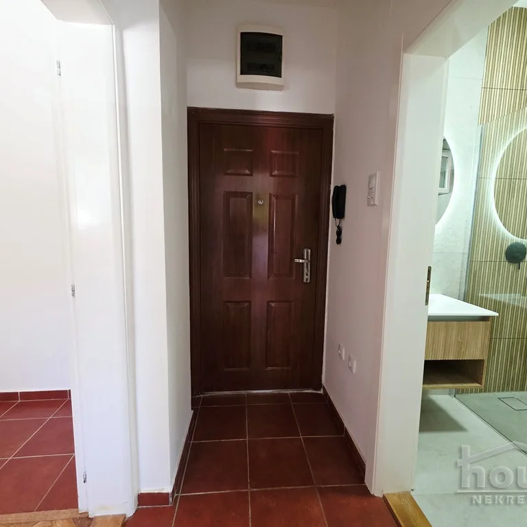 Stan Prodaja Novi Sad  29 m2