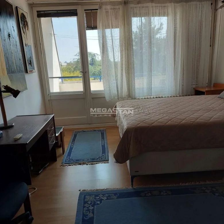 Stan Prodaja Beograd Blok 45 65 m2