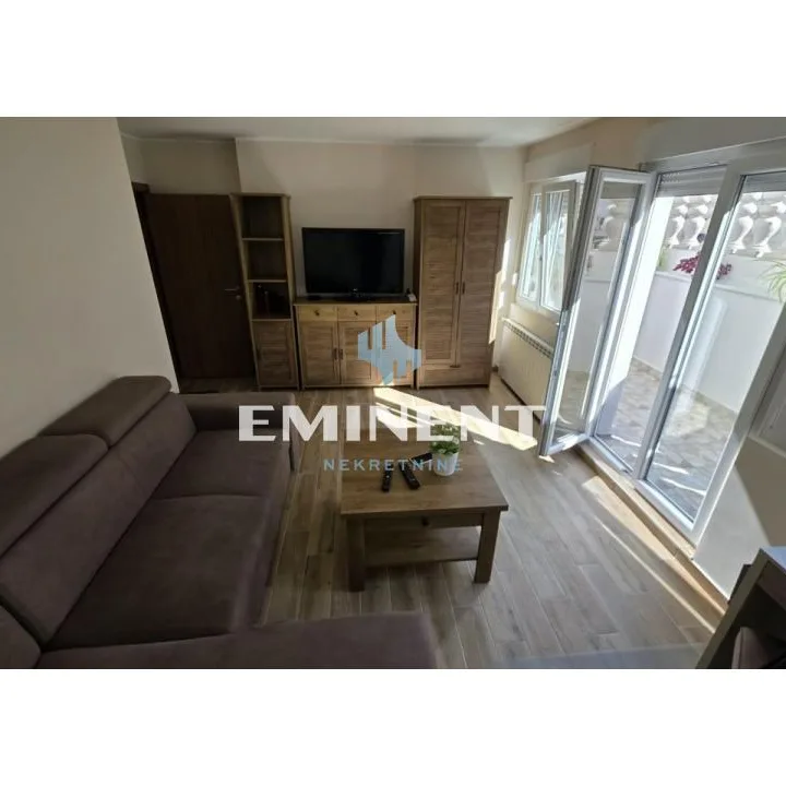 Stan Prodaja Beograd Centar (Čukarica) 61 m2