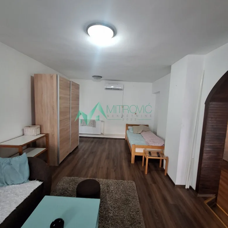 Stan Prodaja Novi Sad  60 m2