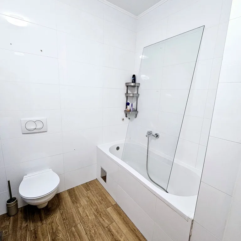 Četvorosoban stan na prodaju, Petrovaradin, Novi Sad, 83m², 1. sprat, 220.000 €
