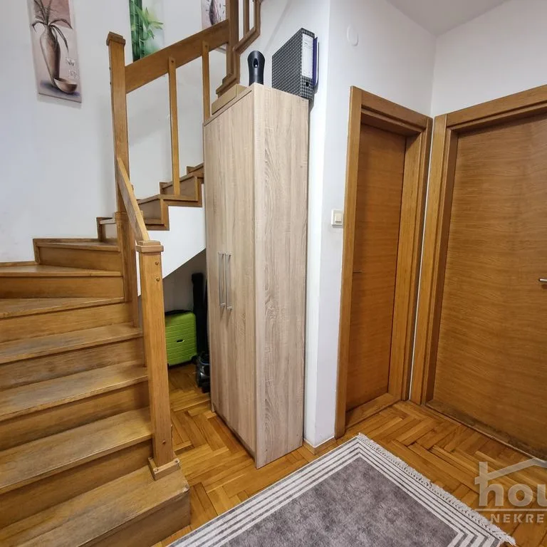 Stan Prodaja Novi Sad  69 m2