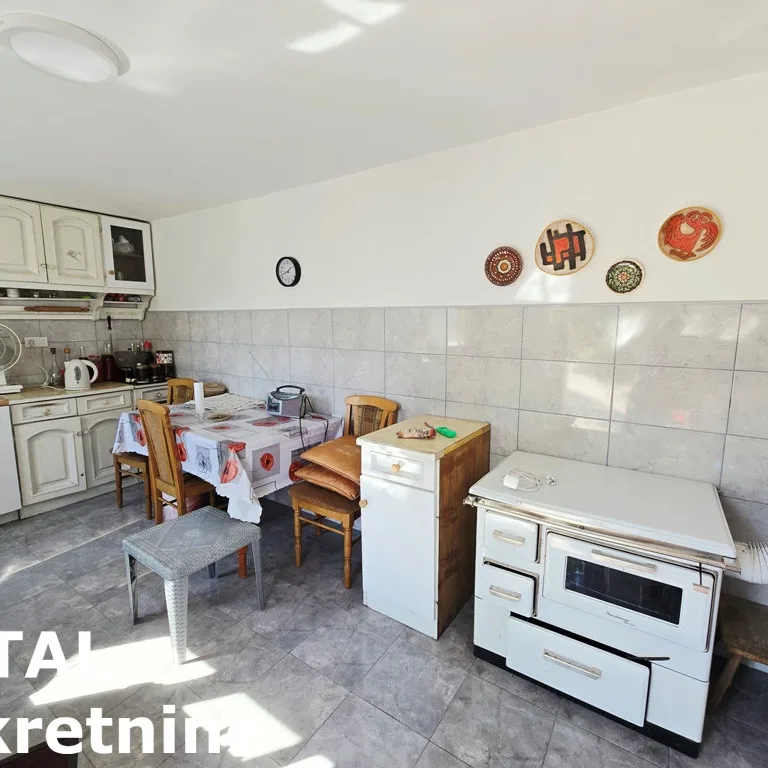 Kuća na prodaju, Čerević, Beočin, 115m², 120.000 €