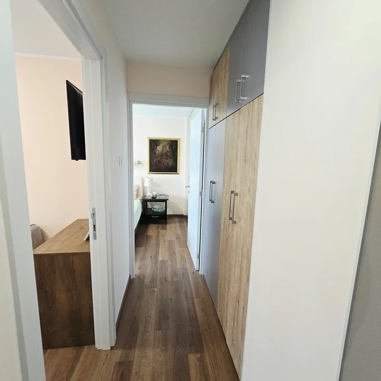 Trosoban stan na prodaju, Bulevar Oslobođenja, Novi Sad, 76m², 8. sprat, 205.000 €