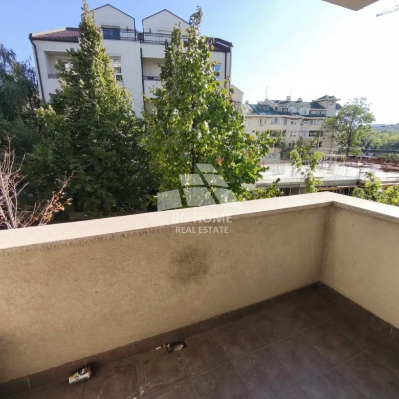 Trosoban stan za izdavanje, Južni Bulevar, Beograd, 55m², 750 €/mes