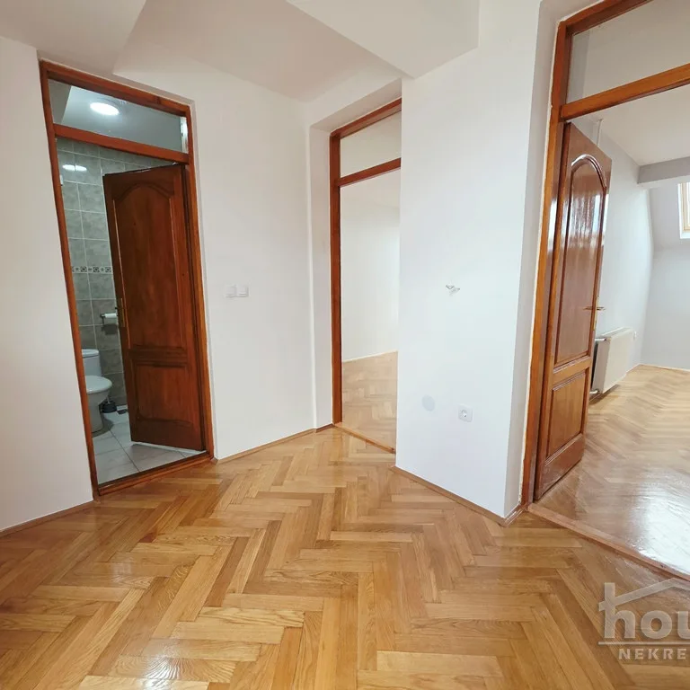 Trosoban stan na prodaju, Nova Detelinara, Novi Sad, 91m², 5. sprat, 180.000 €