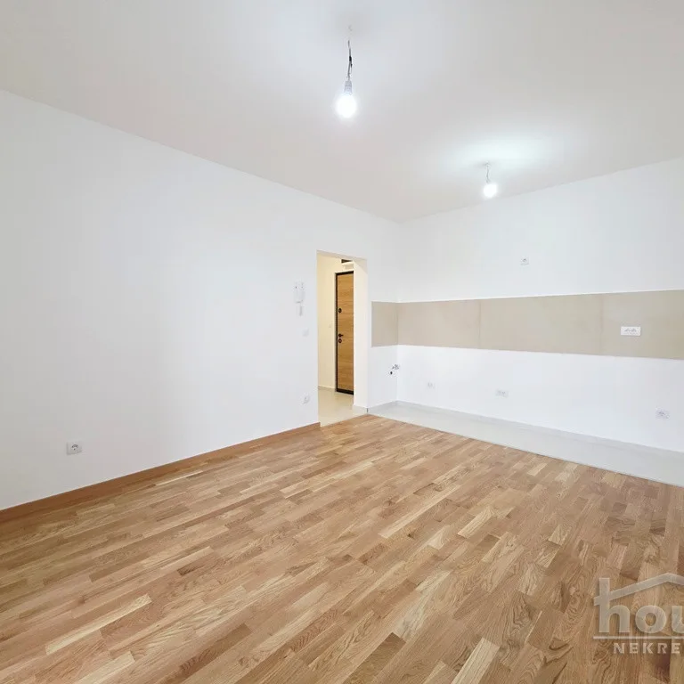 Stan Prodaja Novi Sad  42 m2