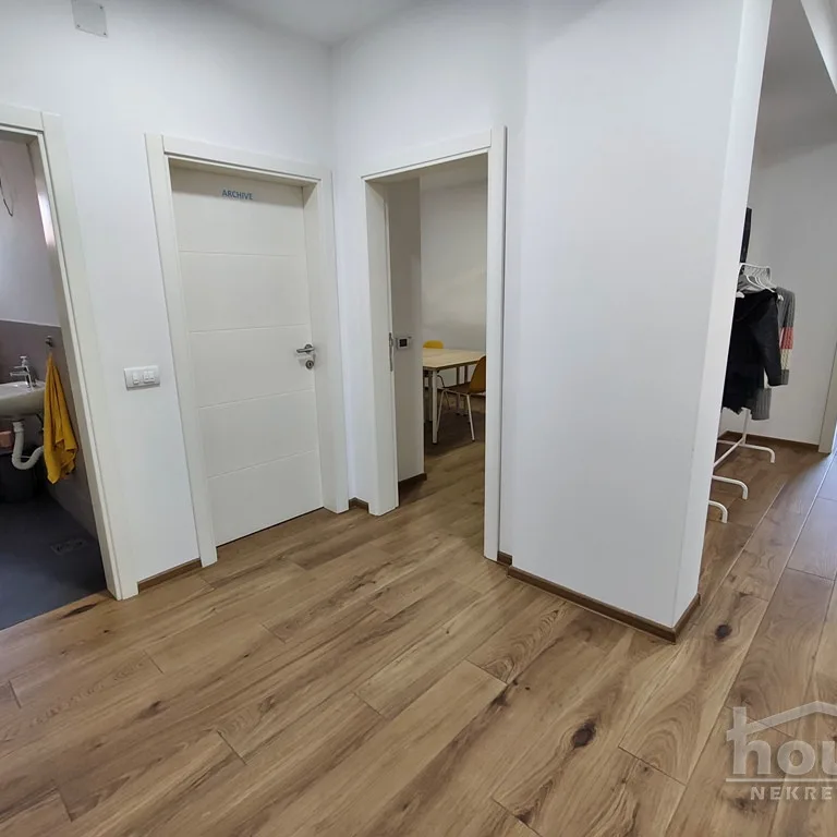 Lokal za izdavanje, Novo Naselje, Novi Sad, 539m², 2.800 €/mes