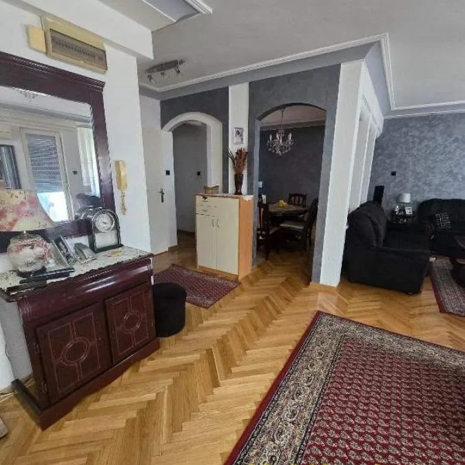 Stan Prodaja Beograd Bogoslovija 93 m2