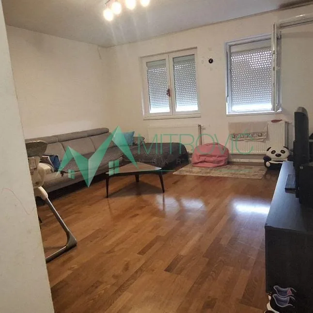 Stan Prodaja Novi Sad  75 m2