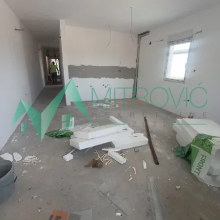 Trosoban stan na prodaju, Adice, Novi Sad, 59m², 120.000 €