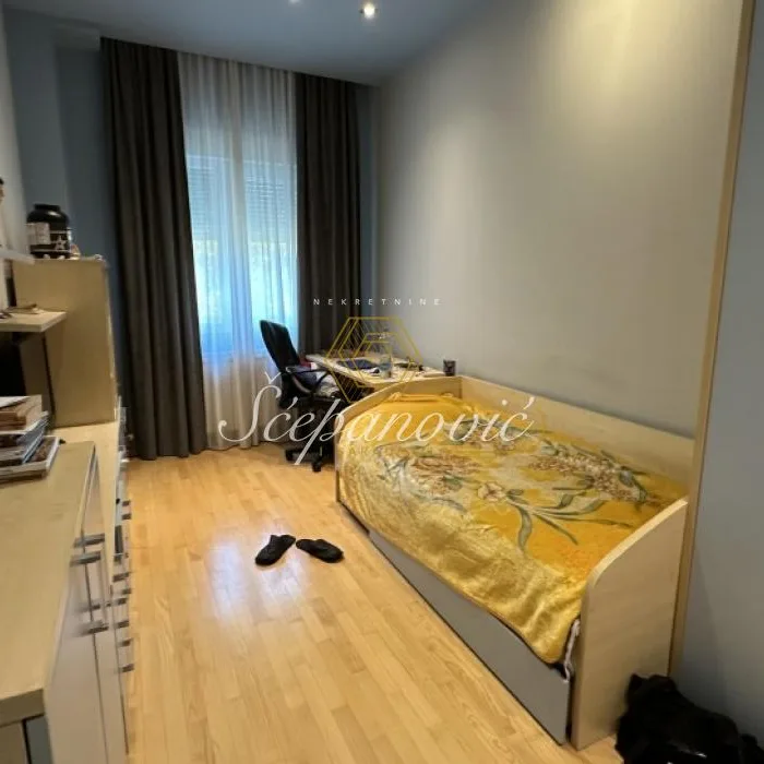 Četvorosoban stan na prodaju, Liman 3, Novi Sad, 127m², 420.000 €