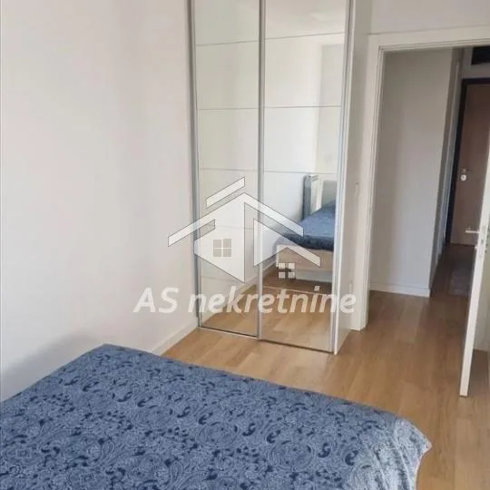 Stan Izdavanje Beograd Tošin Bunar 42 m2