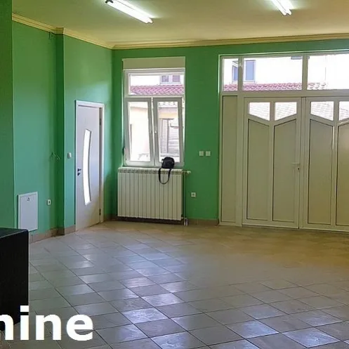 Kuća Prodaja Novi Sad  300 m2