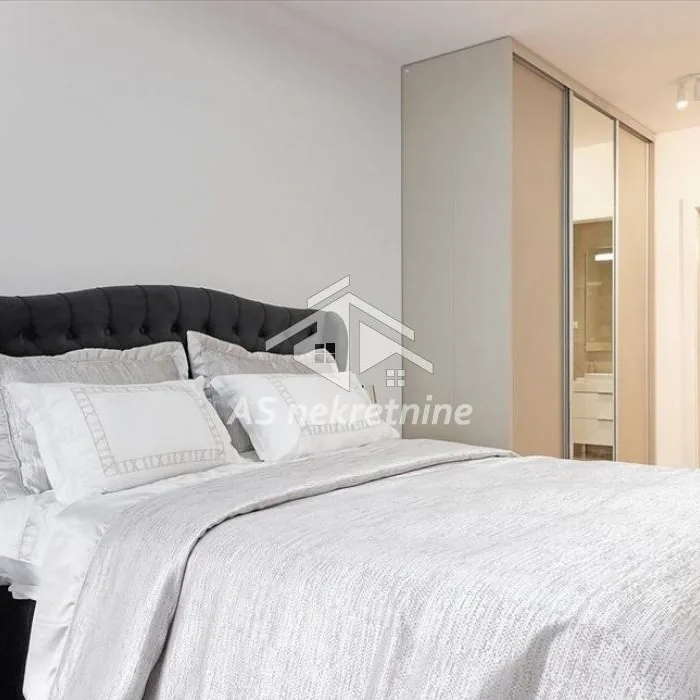 Trosoban stan za izdavanje, Kneza Miloša, Beograd, 89m², 2.500 €/mes
