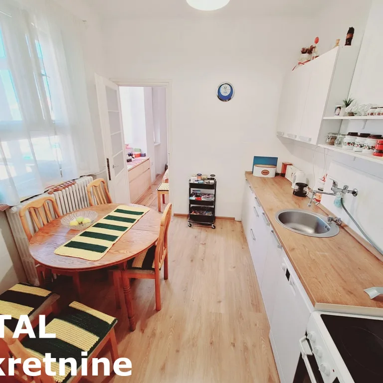 Četvorosoban stan na prodaju, Centar, Novi Sad, 127m², 3. sprat, 381.000 €