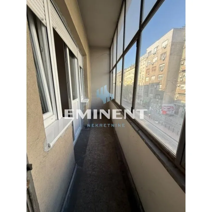 Dvosoban stan za izdavanje, Pravni Fakultet – Vračar, Beograd, 80m², 1.000 €/mes
