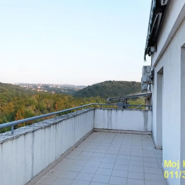 Četvorosoban stan na prodaju, Dedinje, Beograd, 142m², 1. sprat, 380.000 €