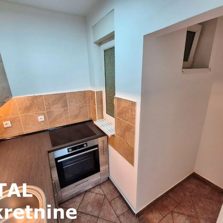 Stan Prodaja Novi Sad  40 m2