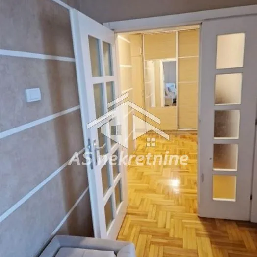 Stan Izdavanje Beograd Denkova Bašta 98 m2
