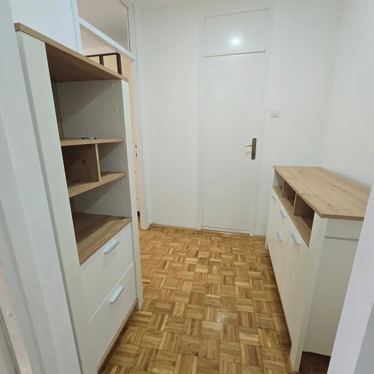 Stan Prodaja Novi Sad  58 m2