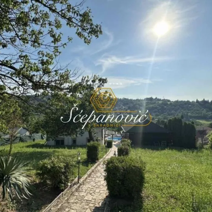 Kuća Izdavanje Novi Sad Čardak 223 m2