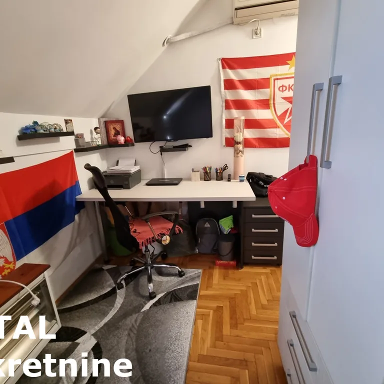 Troiposoban stan na prodaju, Bulevar Oslobođenja, Novi Sad, 77m², 198.800 €