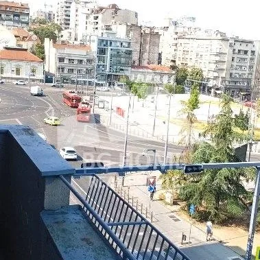 Lokal za izdavanje, Slavija, Beograd, 104m², 1.700 €/mes