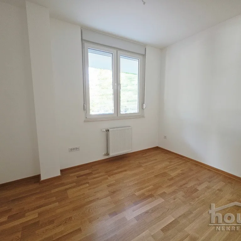 Stan Prodaja Novi Sad  40 m2
