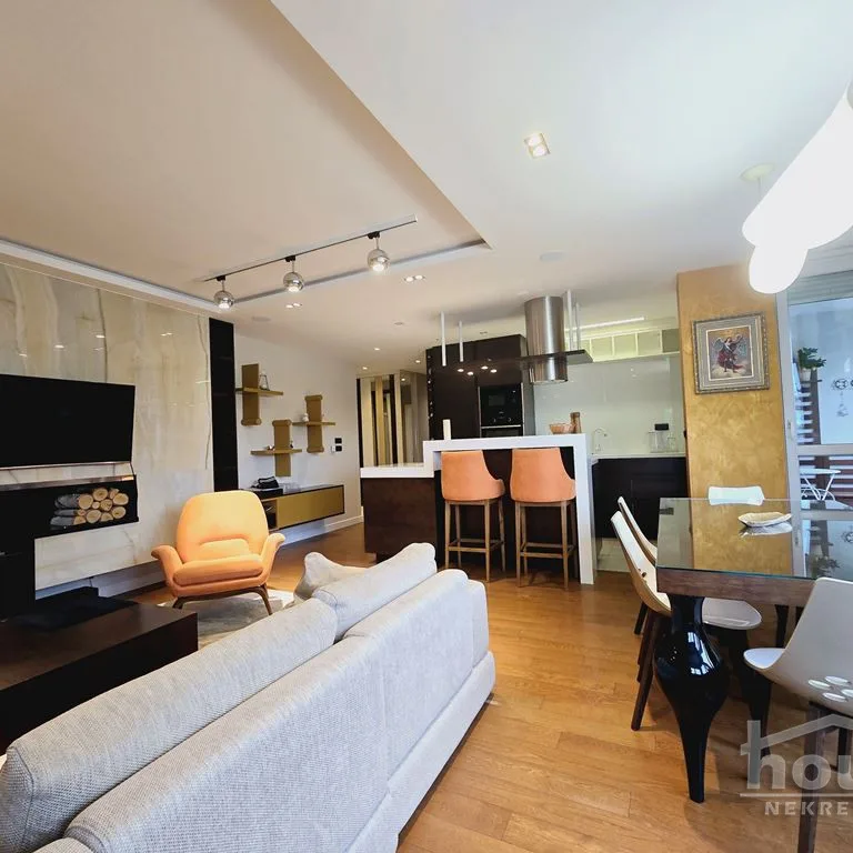 Stan Izdavanje Novi Sad  113 m2
