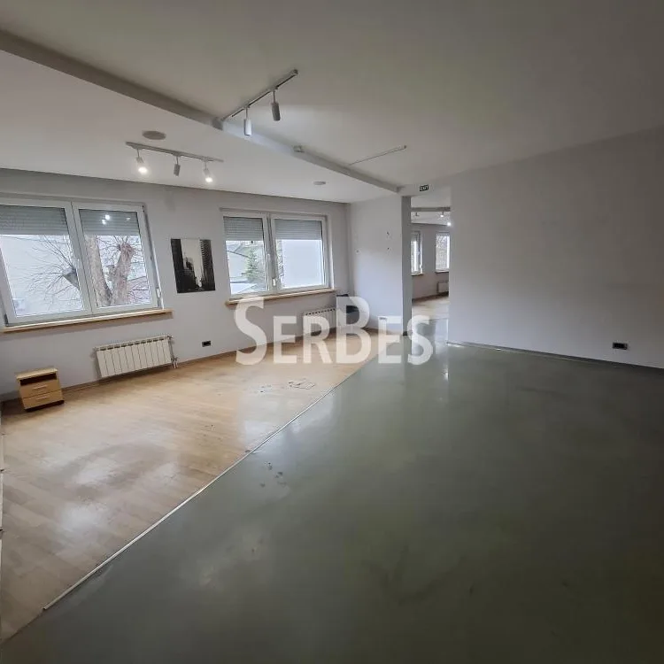 Lokal za izdavanje, Bulevar Oslobođenja, Novi Sad, 254m², 2.000 €/mes