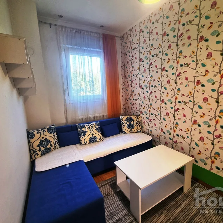 Četvorosoban stan za izdavanje, Veternik, Novi Sad, 115m², 800 €/mes